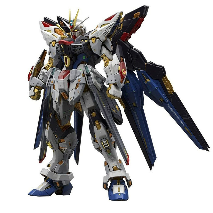 Decorative Figure Bandai STRIKE FREEDOM GUNDAM Plastic Modern